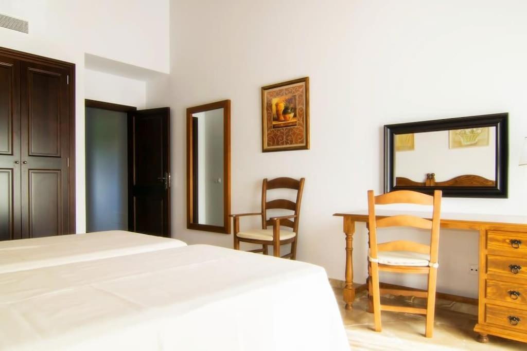 Palmeral In Petra Villa